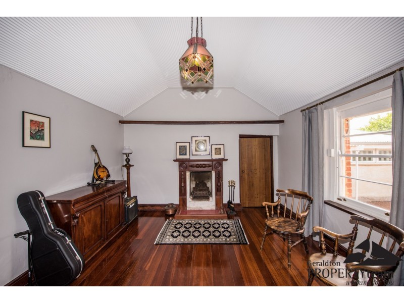 1237 Company Road, Greenough WA 6532