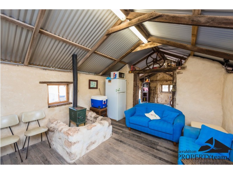 1237 Company Road, Greenough WA 6532