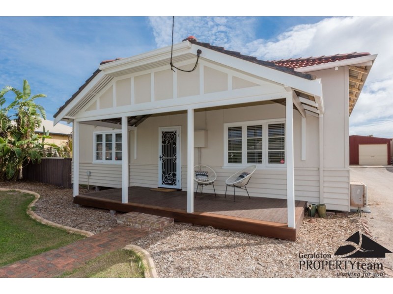 2 Jose Street, Beachlands WA 6530