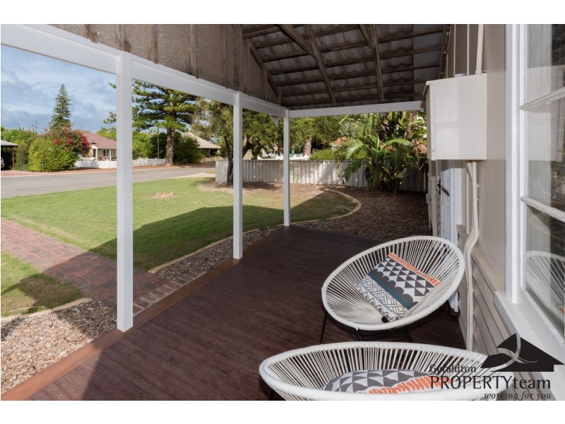 2 Jose Street, Beachlands WA 6530