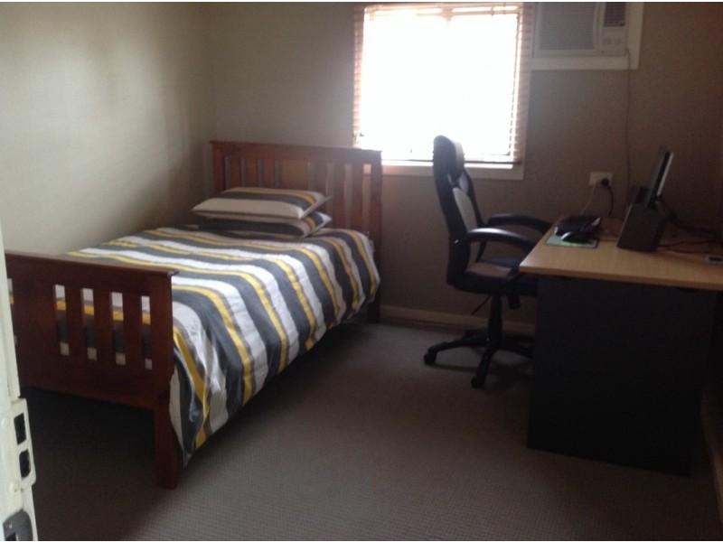 268 Fifth Street, Wonthella WA 6530