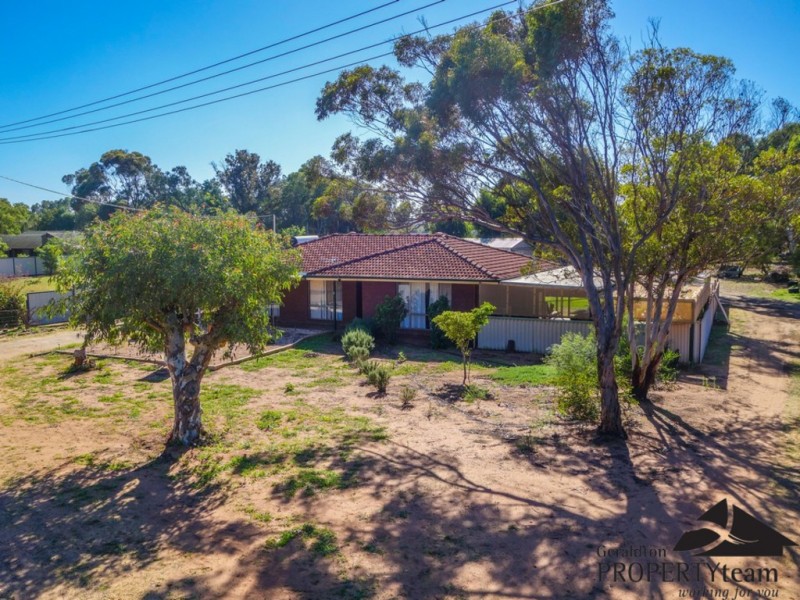 4 Logue Court, Walkaway WA 6528