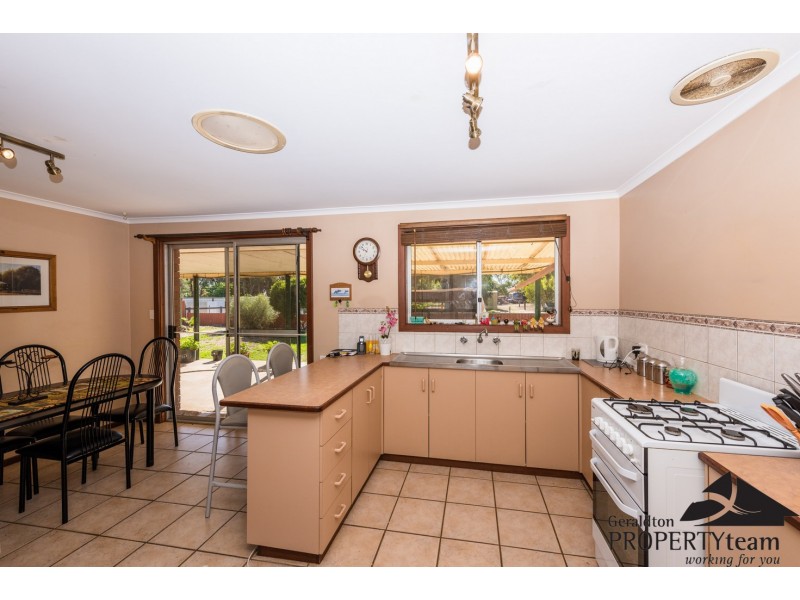 4 Logue Court, Walkaway WA 6528