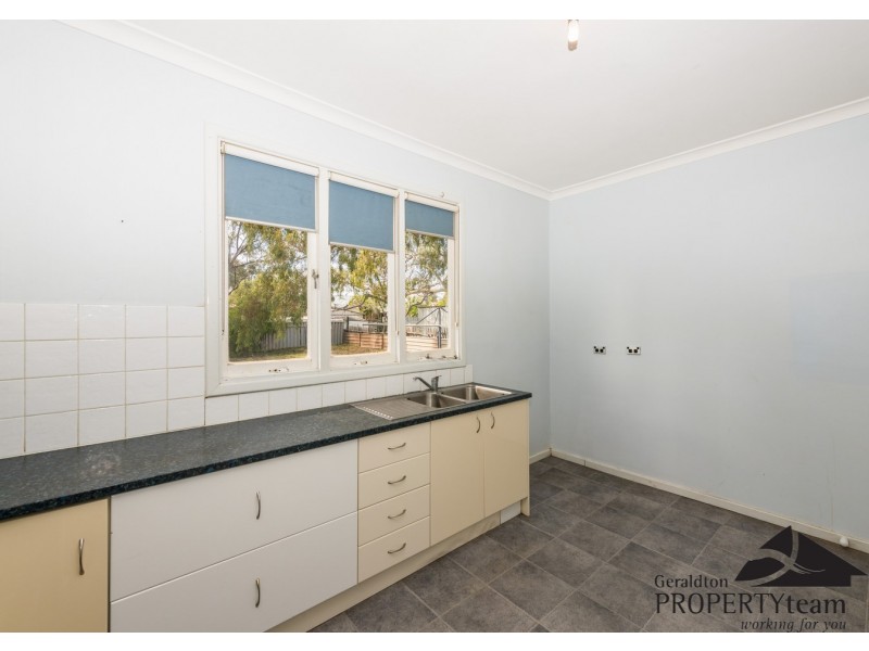 31 Cypress Street, Rangeway WA 6530