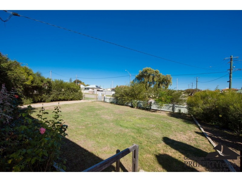 37 Abelia Street, Rangeway WA 6530