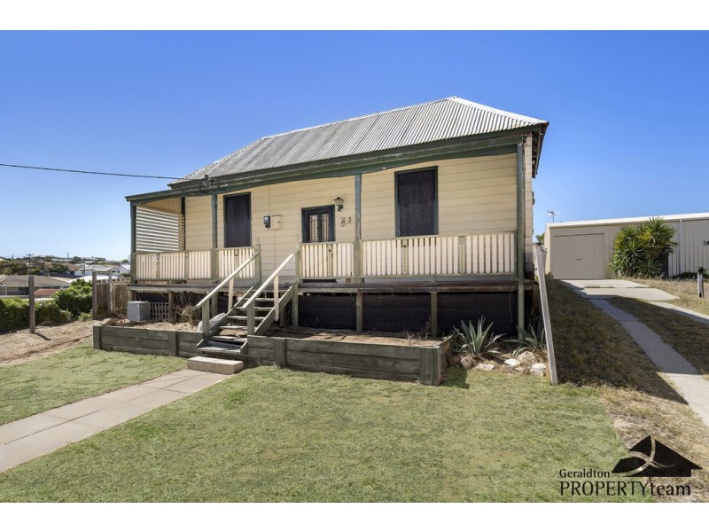 15 Shenton Street, Geraldton WA 6530
