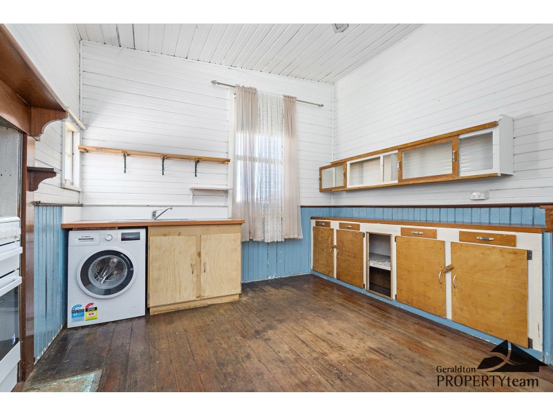 15 Shenton Street, Geraldton WA 6530