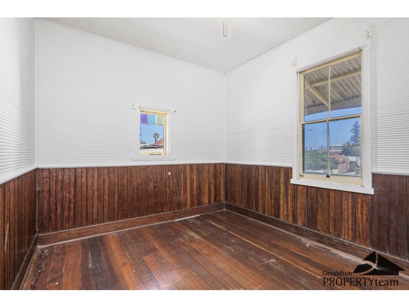 15 Shenton Street, Geraldton WA 6530