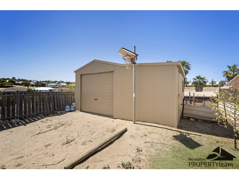 15 Shenton Street, Geraldton WA 6530
