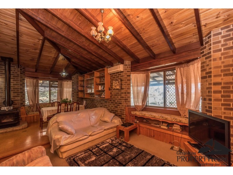 130 White Peak Road, White Peak WA 6532