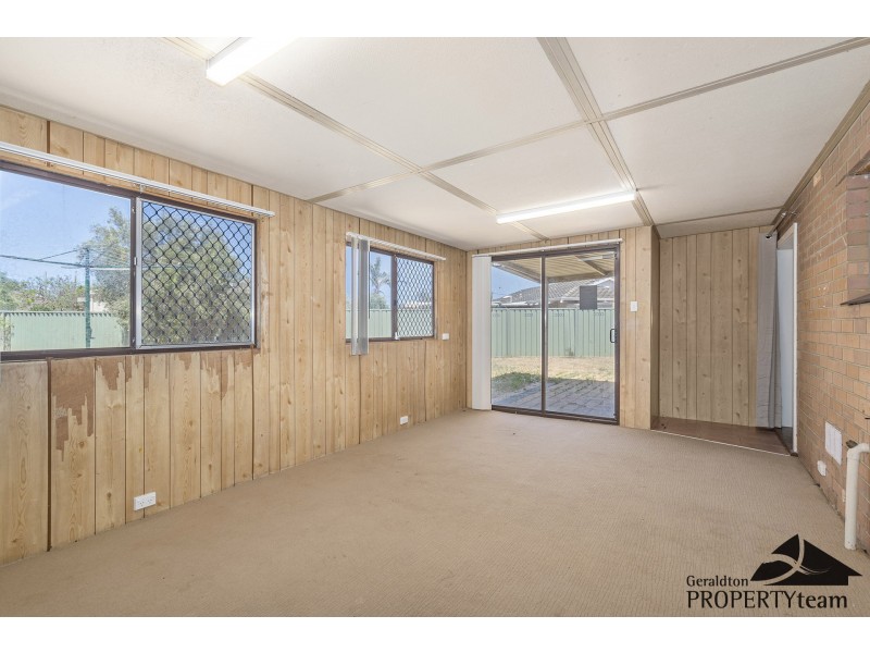 8 Woodman Street, Utakarra WA 6530