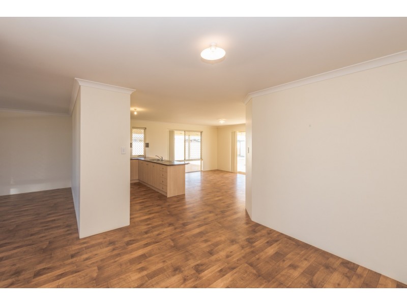 25 Castlefin Rd, Utakarra WA 6530