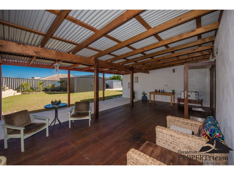 5 Smugglers Pass, Drummond Cove WA 6532