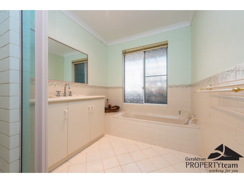 19 McDermott Avenue, Wandina WA 6530