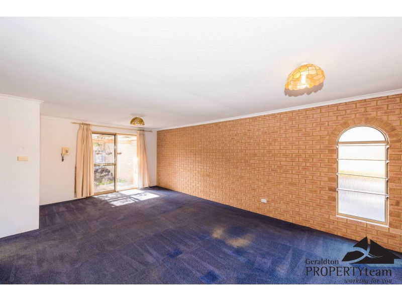 2/257 Third Street, Wonthella WA 6530