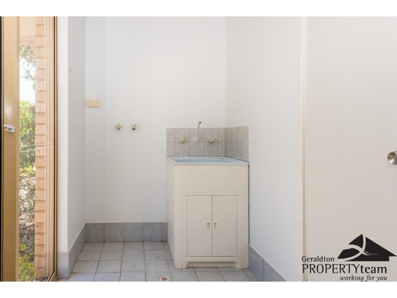 2/257 Third Street, Wonthella WA 6530