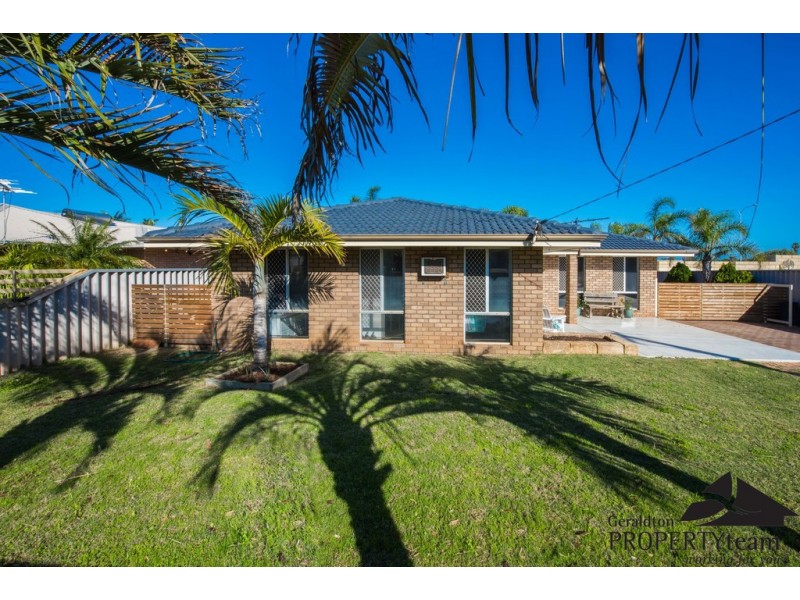 32 Glass Crescent, Mahomets Flats WA 6530