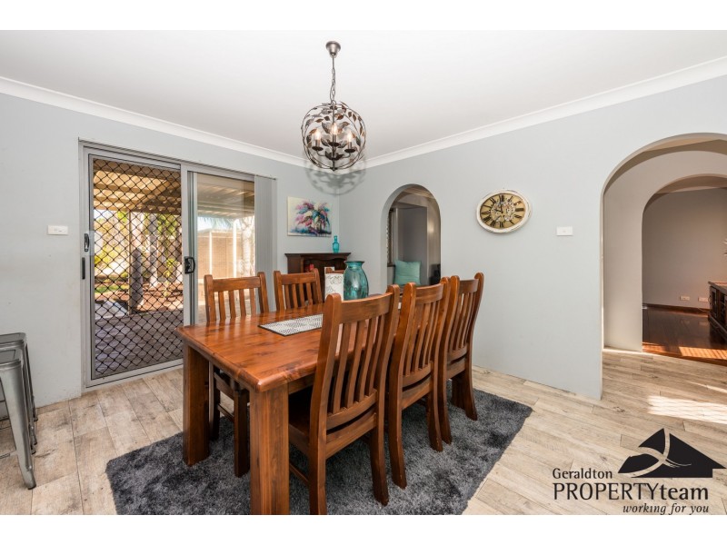 32 Glass Crescent, Mahomets Flats WA 6530