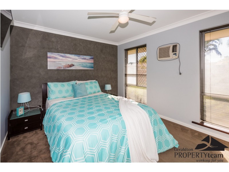 32 Glass Crescent, Mahomets Flats WA 6530