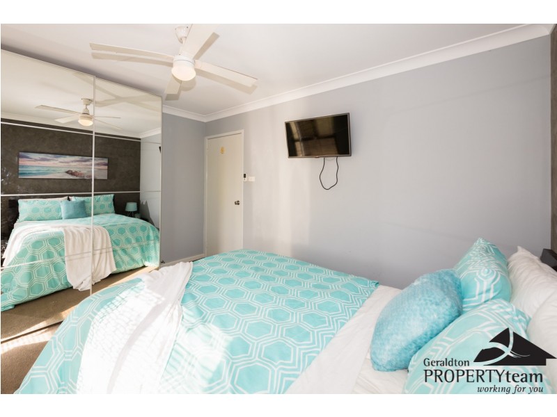 32 Glass Crescent, Mahomets Flats WA 6530