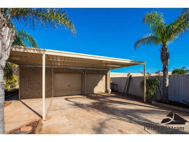 32 Glass Crescent, Mahomets Flats WA 6530