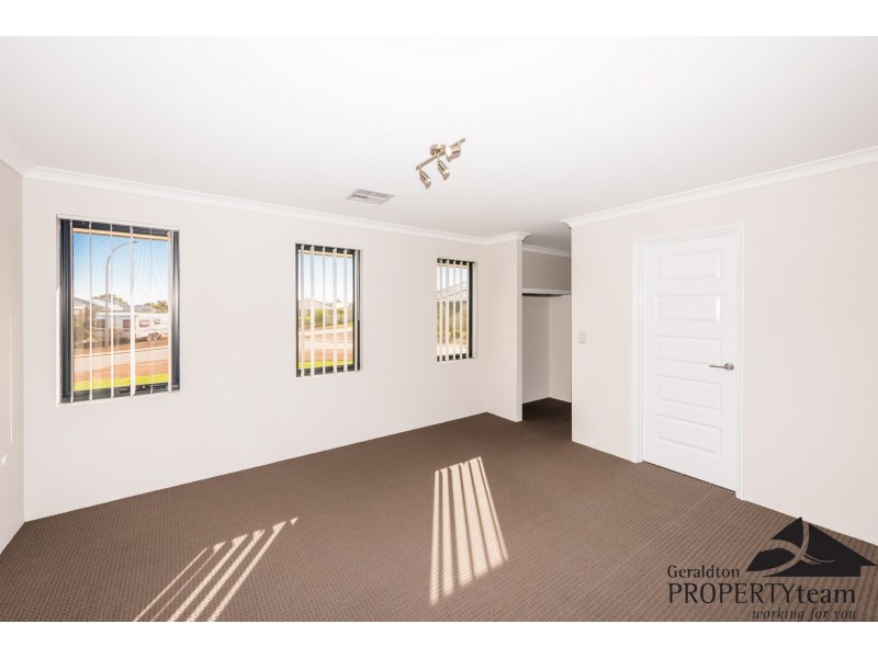 55 Brockagh Drive, Utakarra WA 6530