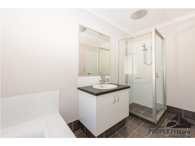 55 Brockagh Drive, Utakarra WA 6530