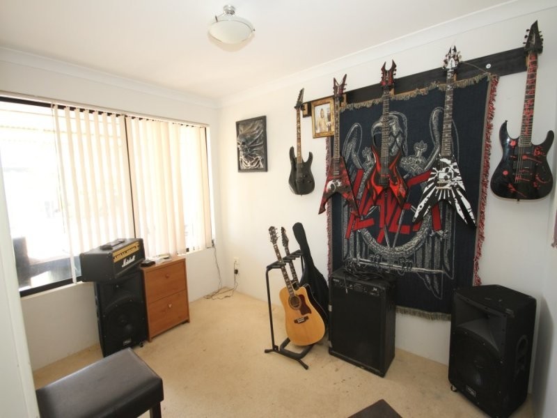 1 Sutherland Drive, Mount Tarcoola WA 6530