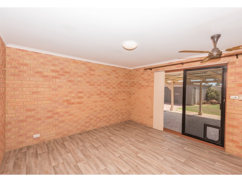 13 Falmouth Close, Tarcoola Beach WA 6530