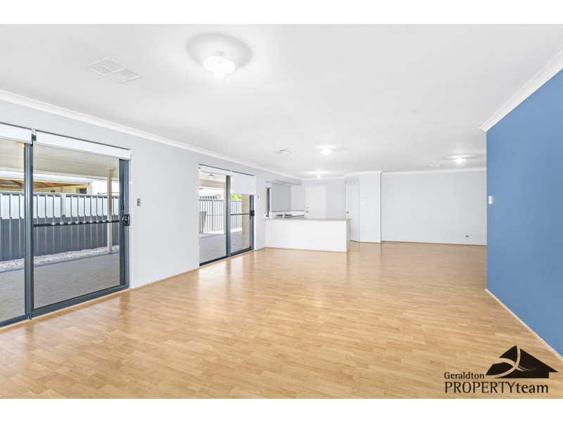 31 Stillwater Avenue, Drummond Cove WA 6532