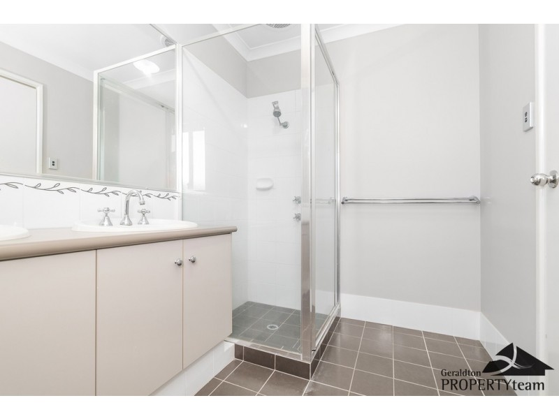 31 Stillwater Avenue, Drummond Cove WA 6532