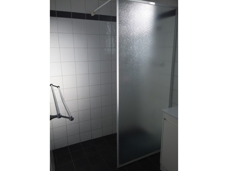 214 Second St, Wonthella WA 6530