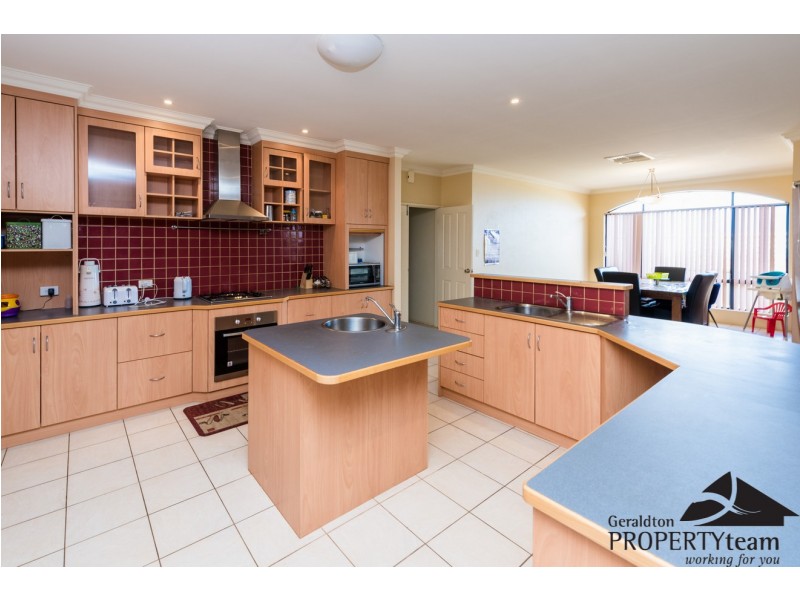 15 Basile Court, Wandina WA 6530