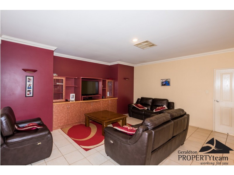 15 Basile Court, Wandina WA 6530