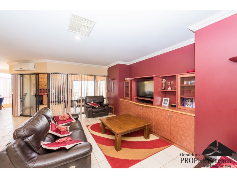 15 Basile Court, Wandina WA 6530