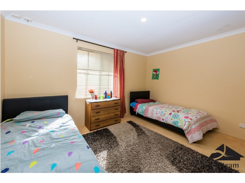 15 Basile Court, Wandina WA 6530