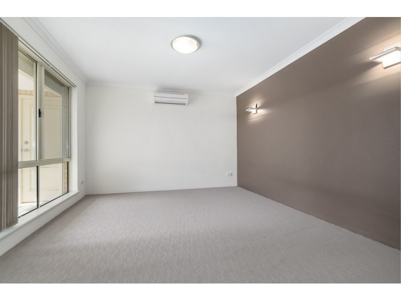 34 Iduna Road, Wandina WA 6530