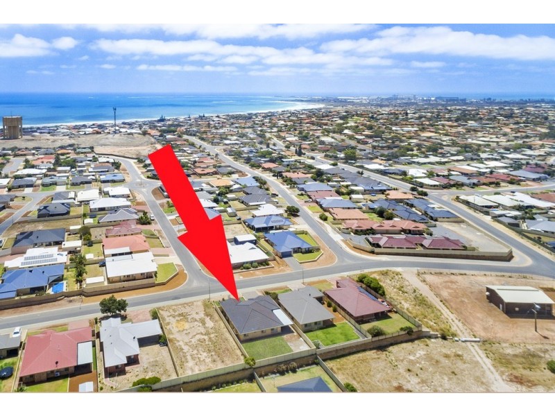 34 Iduna Road, Wandina WA 6530