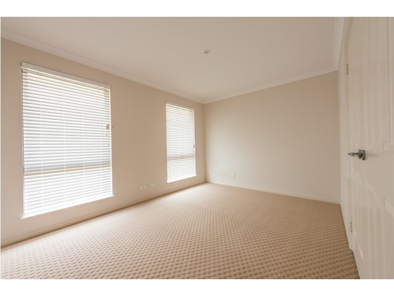 3 Flavio Crescent, Wandina WA 6530