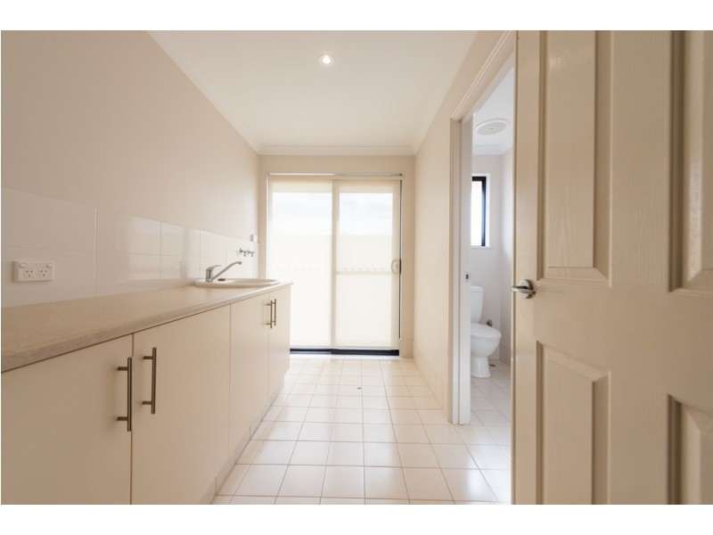 3 Flavio Crescent, Wandina WA 6530