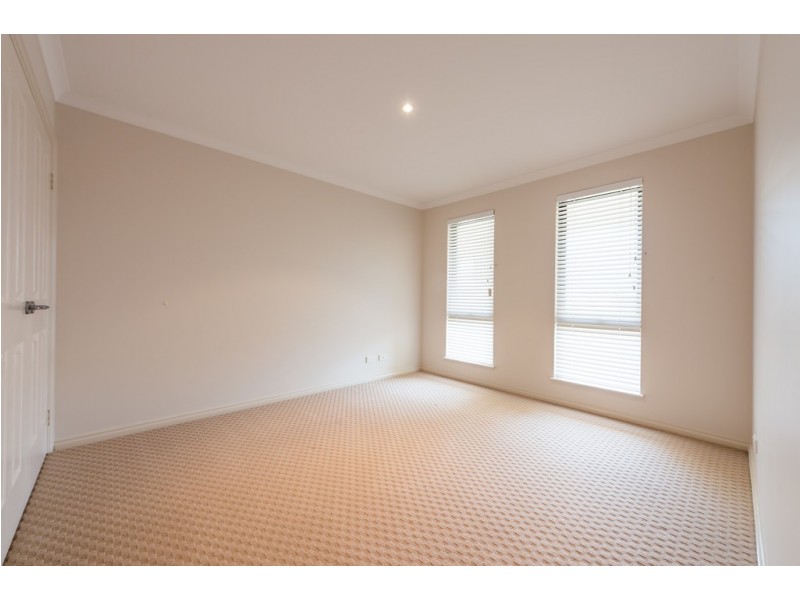 3 Flavio Crescent, Wandina WA 6530