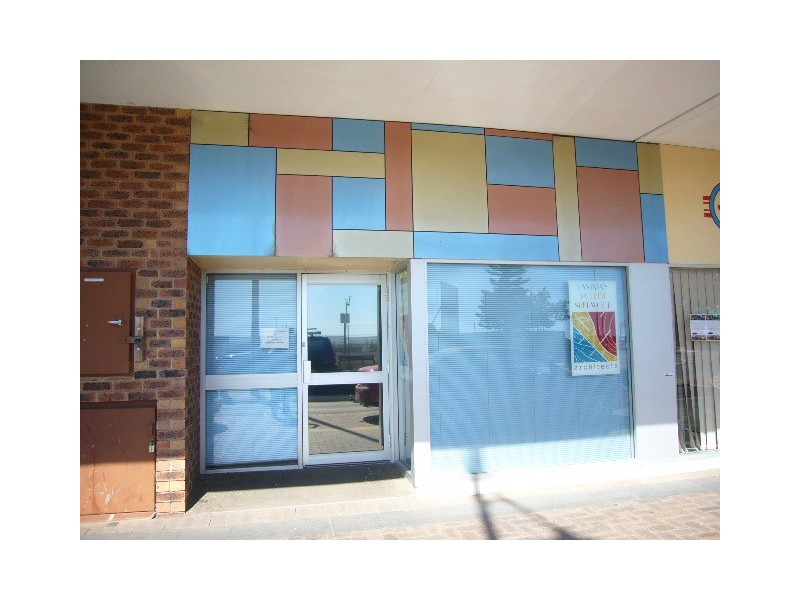 73 Marine Terrace, Geraldton WA 6530