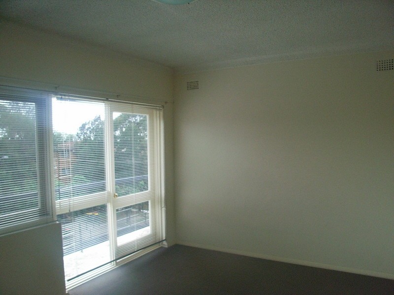 4 Calliope St, Guildford NSW 2161