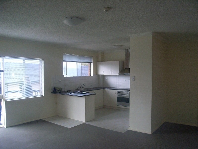 4 Calliope St, Guildford NSW 2161