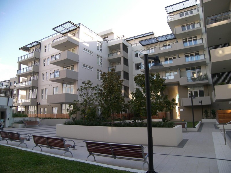 3 Bay Drive, Meadowbank NSW 2114