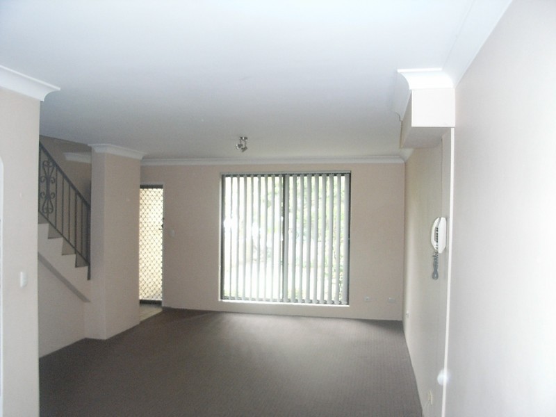10 Taranto Road, Marsfield NSW 2122