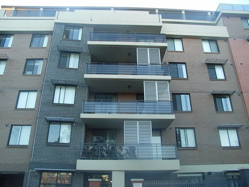 6 Porter Street, Meadowbank NSW 2114