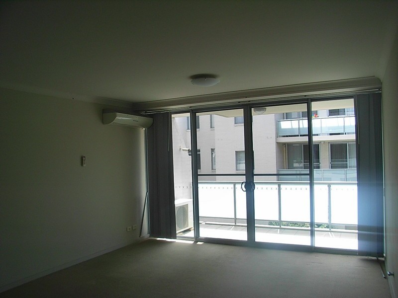 32 HERBERT ST, West Ryde NSW 2114