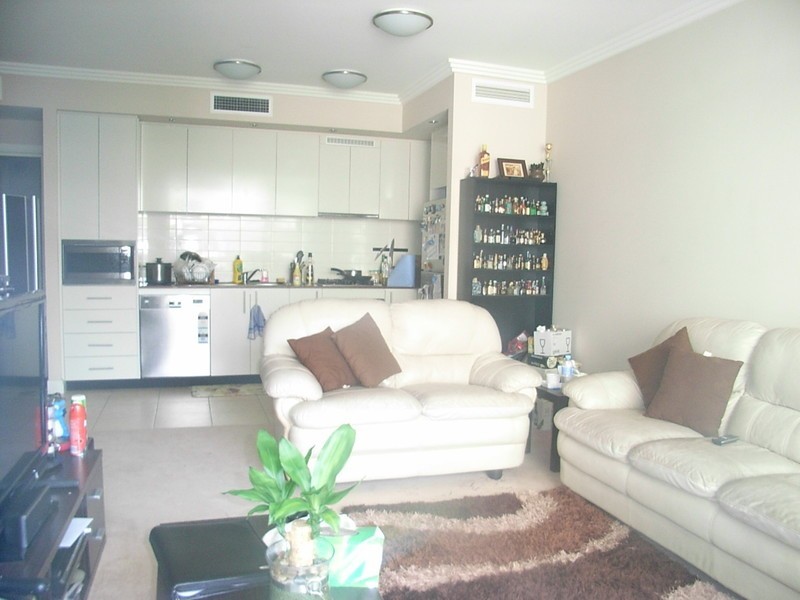 5 Bay Drive, Meadowbank NSW 2114