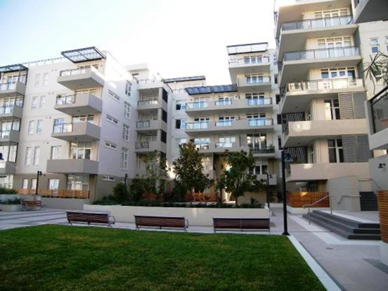 1 Bay Drive, Meadowbank NSW 2114